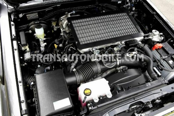 Toyota land cruiser 78 metal top vdj v8 4.5l turbo diesel rhd bi ton blanc-beige