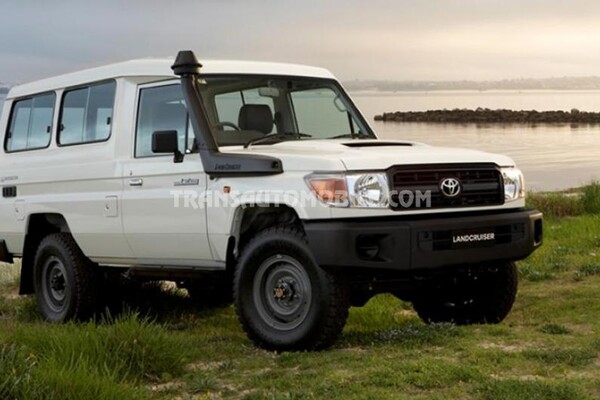 Toyota land cruiser 78 metal top vdj v8 4.5l turbo diesel rhd bi ton blanc-beige